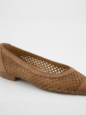 Wendy tan suede