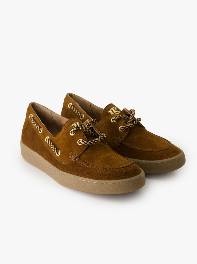 Finch tan suede