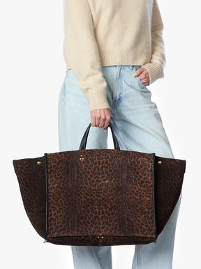 Leon Large leopard