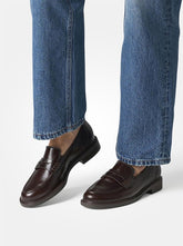 Yale chocolate brown