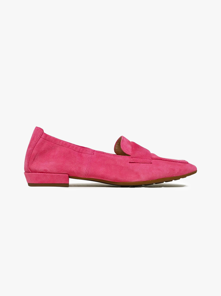 Pia pink suede